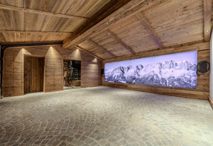 GARAGE